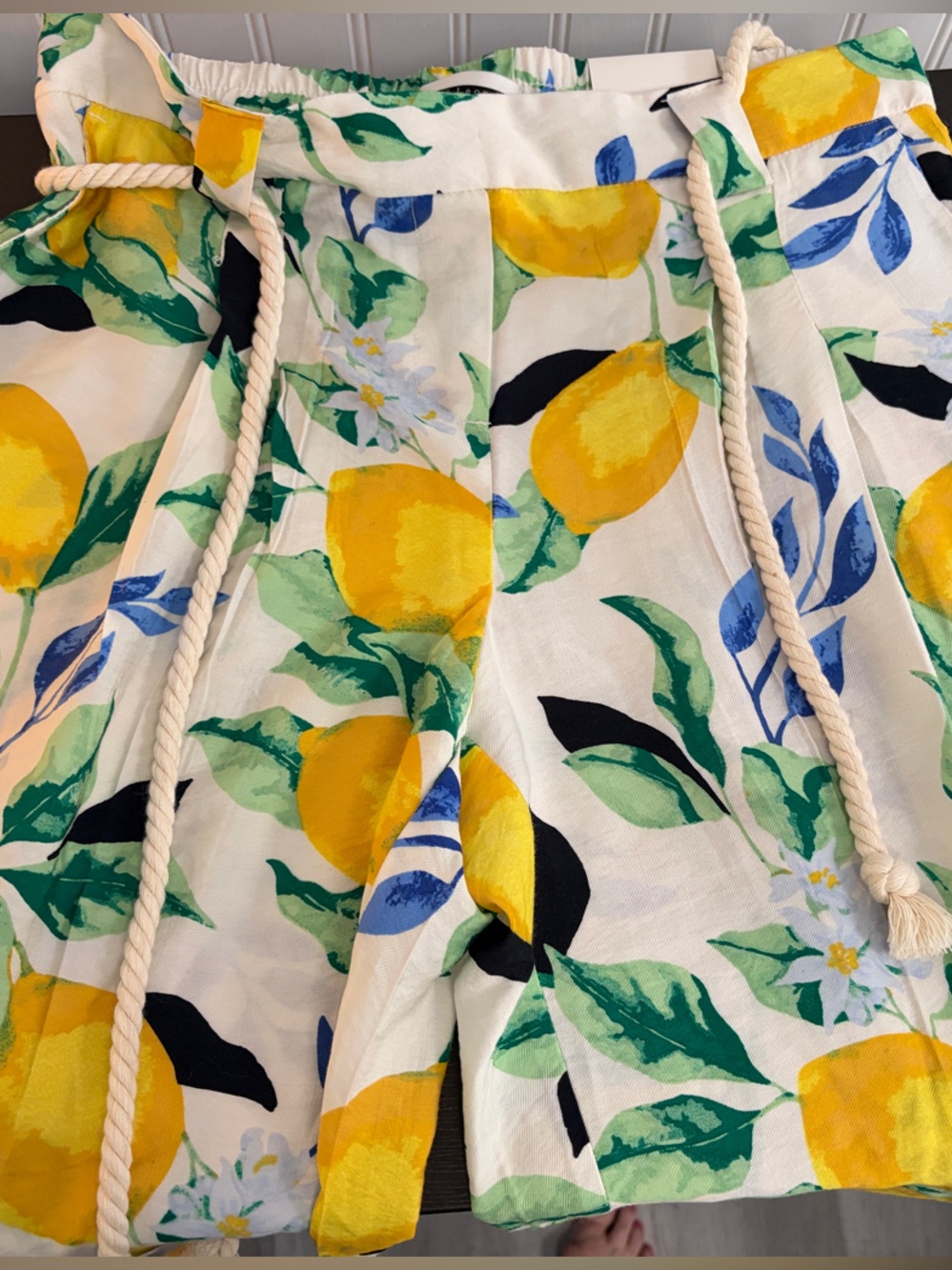 Jules & Leopold White Wide-Leg Pants with Yellow Lemon Print
